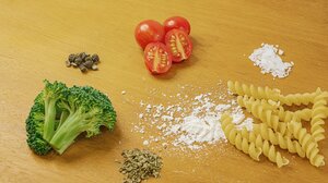 Ζυμαρικά φούρνου με μπρόκολο