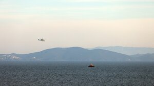 Τραγωδία στη Χίο: Βίντεο ντοκουμέντο από τις έρευνες λίγο μετά τη μοιραία σύγκρουση