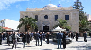 Ηράκλειο: “Ύστατο χαίρε” στον Βασίλη Κεφαλογιάννη - Βίντεο