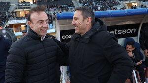 Μία κόντρα στους πάγκους... made in Greece