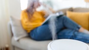 6 πράγματα που δεν πρέπει ποτέ να κάνετε με το νερό του αφυγραντήρα!