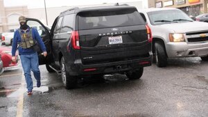 Στο φως βίντεο πράκτορα της συνοριοφυλακής, αφού πυροβόλησε γυναίκα στο Σικάγο