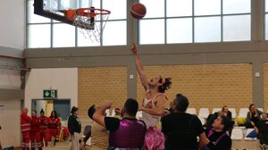 Οι «Στρίγγλες» και οι «Όλοι Βιτσιόζοι» κυριάρχησαν στο Carnival Basketball League