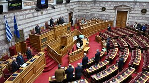 Οι προσχηματικές αναθεωρήσεις ως «εστίες» καθ’ υποτροπήν υπονόμευσης του θεσμικού κύρους του Συντάγματος