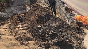 Ηράκλειο: Εργασίες για την τοποθέτηση κεντρικού αγωγού ύδρευσης στην περιοχή του Εσταυρωμένου από τη ΔΕΥΑΗ