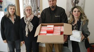 Φάρμακα από το Κοινωνικό Φαρμακείο του Δήμου Ηρακλείου στον Παγκρήτιο Σύλλογο Ουκρανών «ΛΕΛΕΚΙ»