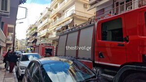 Συναγερμός για φωτιά σε διαμέρισμα στη Θεσσαλονίκη - Βίντεο