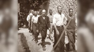 Φωτογραφίες Καισαριανής: Από τη δημοπράτηση στο eBay στα χέρια της Αθήνας -Πώς φτάσαμε στην απόκτησή τους