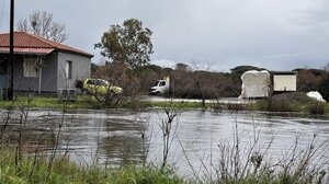 Καλλιθέα: Σταθεροποιήθηκε η κατάσταση της υγείας του κοριτσιού που έπεσε σε συντριβάνι
