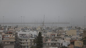 Θυελλώδεις νοτιάδες την Κυριακή 15/2 στην Κρήτη