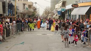 Με αφρικανική σκόνη και ξεσηκωτικούς ρυθμούς το καρναβάλι στη Σούδα