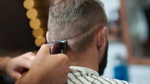 Πύλος: Επίθεση με γκλοπ σε κουρέα από 25χρονο επειδή διαφώνησε με το κούρεμά του