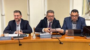 Έκτακτο χρηματικό βοήθημα κοινωνικής στήριξης 1000 – 1200€ για τρίτεκνες και πολύτεκνες οικογένειες θεσπίζει ο Δ. Μαλεβιζίου