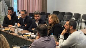 Ευρεία σύσκεψη στο Δημαρχείο Χανίων για την πορεία υλοποίησης των έργων του Προγράμματος «ΚΡΗΤΗ 2021 - 2027»