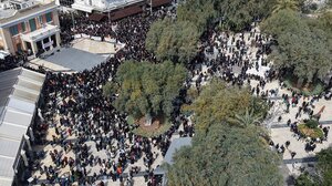 Τρία χρόνια μετά τα Τέμπη - Στο κέντρο του Ηρακλείου το μεγάλο συλλαλητήριο