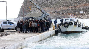 Επιχειρήσεις για εκατοντάδες παράτυπους μετανάστες - Αλλεπάλληλα τα περιστατικά στην Κρήτη