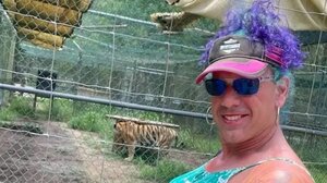 Τραγωδία στις ΗΠΑ: Η στιγμή που τρανς πατέρας πυροβολεί τη σύζυγο και τα παιδιά του σε σχολικό αγώνα