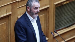 Χνάρης: «Απροστάτευτοι οι Κρητικοί κτηνοτρόφοι από τις χαμηλές τιμές και τις παράνομες ελληνοποιήσεις»