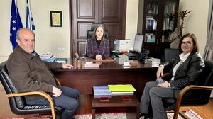 Συνάντηση της Μαρίας Κοζυράκη με τον Δήμαρχο Ιεράπετρας