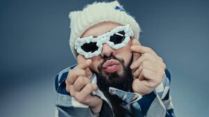 Akylas: Δημοσίευσε βίντεο με ορό στο χέρι και ενημέρωσε τους fans για την υγεία του