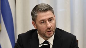 Ανοιχτή επιστολή Ανδρουλάκη προς τους αξιωματούχους που υπήρξαν στόχοι υποκλοπών