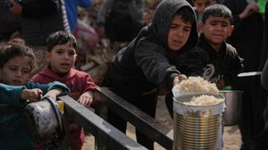 Παγκόσμιο Επισιτιστικό Πρόγραμμα: Ο πόλεμος στο Ιράν πιθανόν να οδηγήσει 45 εκατ. ανθρώπους σε οξεία πείνα μέχρι τον Ιούνιο