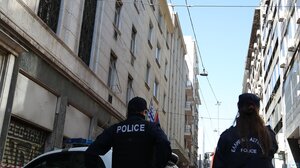 Τραγωδία στην Ομόνοια: Τα σενάρια για τον θάνατο του 15χρονου μαθητή που έπεσε από μπαλκόνι ξενοδοχείου