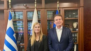 Συνάντηση Σέβης Βολουδάκη με τον Υπουργό Προστασίας του Πολίτη για ενίσχυση της αστυνόμευσης στα Χανιά