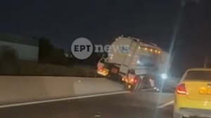 Τροχαίο ατύχημα με βυτιοφόρο στα Οινόφυτα