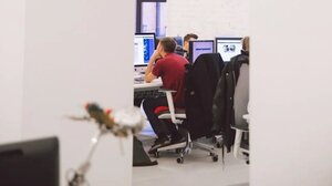 Κατώτατος μισθός τριών ταχυτήτων ανάλογα με την ηλικία – Παραδείγματα