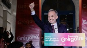 Γαλλία: Ο σοσιαλιστής Εμανουέλ Γκρεγκουάρ νέος δήμαρχος του Παρισιού