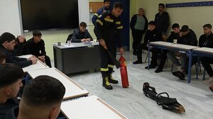 ΕΠΑ.Λ. Βρυσών: Μάθημα ζωής από την Πυροσβεστική Υπηρεσία