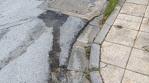 Υλικά κι εργασίες... όπως στην Ιαπωνία, στους δρόμους του Ηρακλείου!