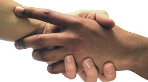 Έμπρακτη στήριξη στους πρόσφυγες από Eργατικά Σωματεία στο Ηράκλειο