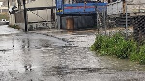 Ηράκλειο: Λίμνη... η οδός Ιτέας στο Παγκρήτιο Στάδιο!