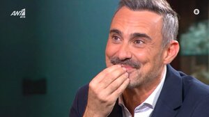 «Moments»: Έκπληκτος ο Γιώργος Καπουτζίδης με την τηλεφωνική παρέμβαση της αδερφής του