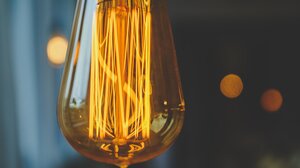 Φωτισμός LED: Πώς επηρεάζει τον ύπνο και την υγεία του εγκεφάλου