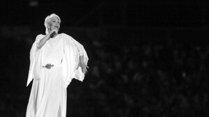 Μαρινέλλα: Ένα τραγούδι που προοριζόταν για την Βουγιουκλάκη και την έκανε γνωστή