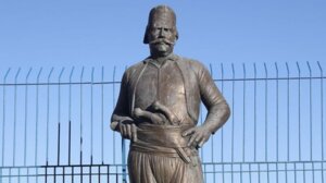 Που πας Καπετάνιε ωραίος σαν μύθος;