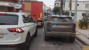 Κυκλοφοριακό χάος λόγω... εκφόρτωσης σε ώρα αιχμής 