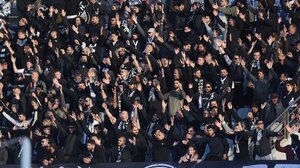 ΟΦΗ: “Ασπρόμαυρη” … τρέλα για τον τελικό, “εξαφανίζονται” τα εισιτήρια!