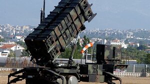 Σφοδρή κριτική της αντιπολίτευσης για την κατάρριψη ιρανικών πυραύλων από ελληνικούς Patriot