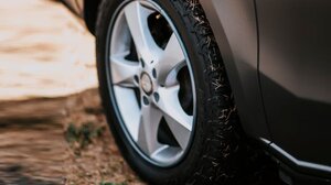 "Η δωρεά αυτοκίνητου που έγινε γραφειοκρατική ομηρία"