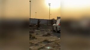 Διάσωση Αμερικανών στο Κουβέιτ: «Καμάκι» στην γυναίκα πιλότο, αγριάδες στον άνδρα - Βίντεο