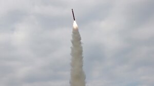 Το Ιράν λέει πως εκτόξευσε νέα ομοβροντία drones και πυραύλων εναντίον του Ισραήλ