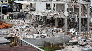 Ρώμη: Τρεις πολυκατοικίες καταστράφηκαν από έκρηξη – Δύο τραυματίες