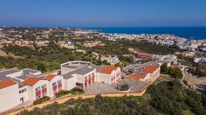 Χερσόνησος: Βλάβη στο δίκτυο ηλεκτροδότησης κρατά κλειστά τα Δημοτικά, το Γυμνάσιο και το Λύκειο!