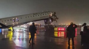 Νέα Υόρκη - Σύγκρουση αεροσκάφους με όχημα: Νεκροί κυβερνήτης και συγκυβερνήτης