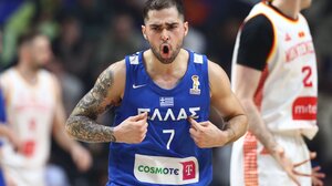 Mε κορυφαίο τον Τολιόπουλο η Ελλάδα "απάντησε" στο Μαυροβούνιο και πάτησε κορυφή