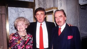 Ο Τραμπ ίδιος η μητέρα του! - Πώς σχολιάζουν στα social media